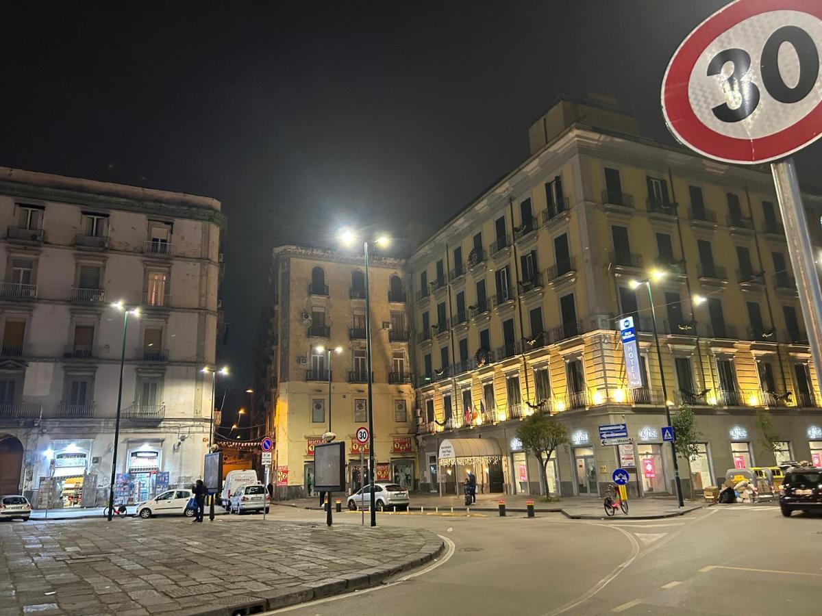 Guest house Garibaldi Naples